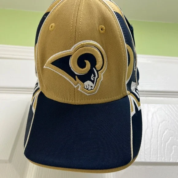 NFL LA Rams, OS - Picture 9 of 13